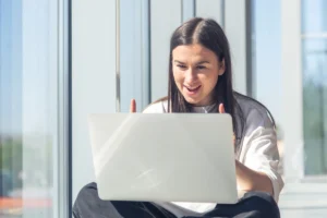 Easy Time Clock For Employee Time Tracking