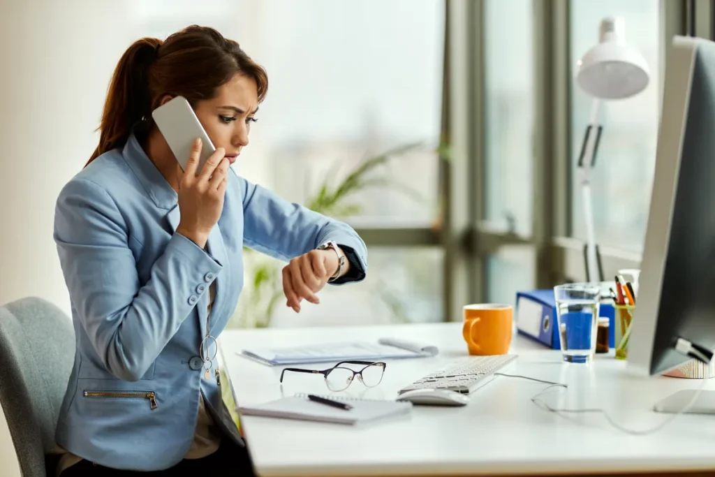 Manual time tracking increases payroll risk due to human error and inconsistent rounding.